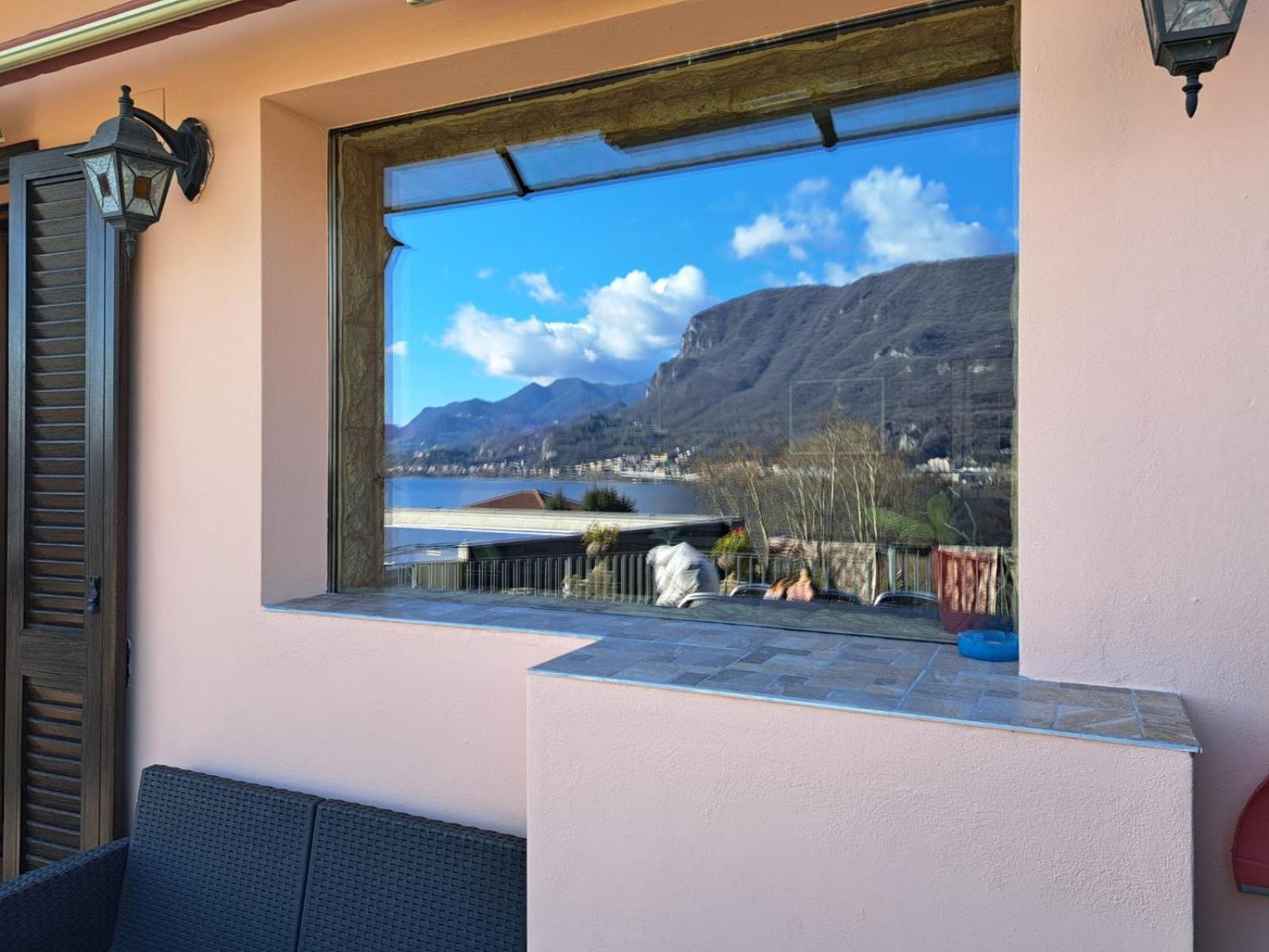 Le Rose Sul Lago Pescate Exterior photo
